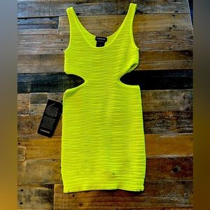 Bebe mini dress size small new